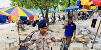 Sept vendeurs ambulants arrêtés pour violation du règlement de plage à Patong
