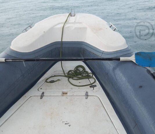 クラビ県ライレイ湾沖でカヤックが転覆、観光客1人が行方不明
