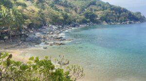 Forestry Department Orders Urgent Demolition of Illegal Structures at Nui Beach