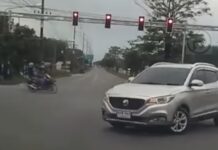 Kazakh Woman’s Erratic Driving Sparks Police Chase and Collisions with Two People Injured and Vehicle Damages in Thalang-VIDEOS