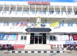 Ein durch Alkohol ausgelöster Streit endete in Phuket mit einem Toten und drei Verletzten.