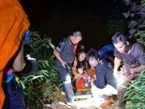 Injured Monk Rescued at Promthep Cape with Foreign Tourist Assistance