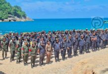 Minister leidt operatie om Nui Beach in Phuket terug te winnen