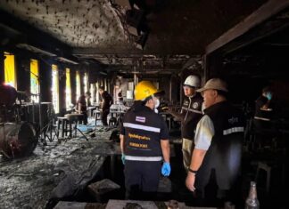 Ενημέρωση για την πυρκαγιά σε μπαρ στην Μπανγκόκ: Ο αριθμός των νεκρών φτάνει τους 30, καθώς η έρευνα διερευνά παραβιάσεις αδειών, αποκλεισμένες εξόδους και παραβιάσεις ασφαλείας στο Rong Beer Na Ladprao