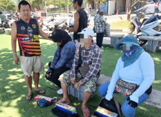 カタ・カロン海岸で電子タバコの違法販売容疑で4人が逮捕される