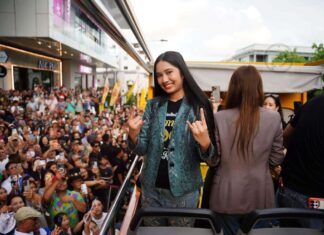 Phuket celebra Nene Royal con un benvenuto ufficiale dopo la vittoria ad America's Got Talent. 825278541_2147790185772590_2035430101581714249_n