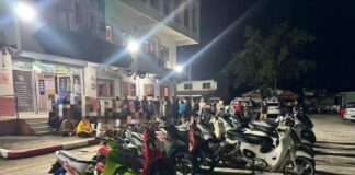 Politie pakt 42 luidruchtige tieners aan voorafgaand aan vegetarisch festival; 21 getunede auto's in beslag genomen. 825353429_1840244460466771_1554077366871115144_n