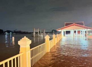 Il servizio meteorologico thailandese ha emesso un'allerta per forti piogge fino al 13 ottobre. FB_IMG_1791574932375